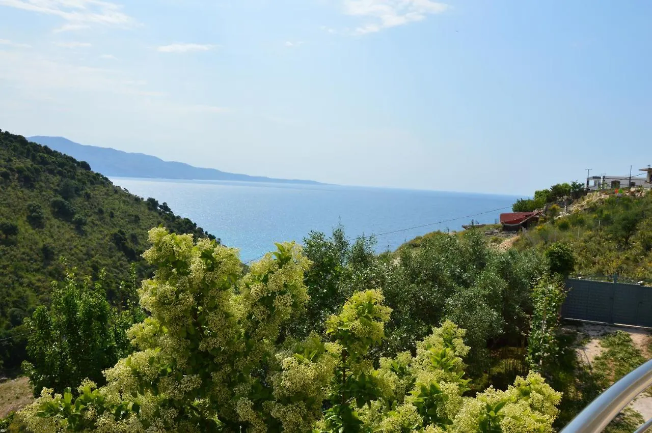 Aparthotel Mirror Beach Ksamil - Vila Zervo Sarande
